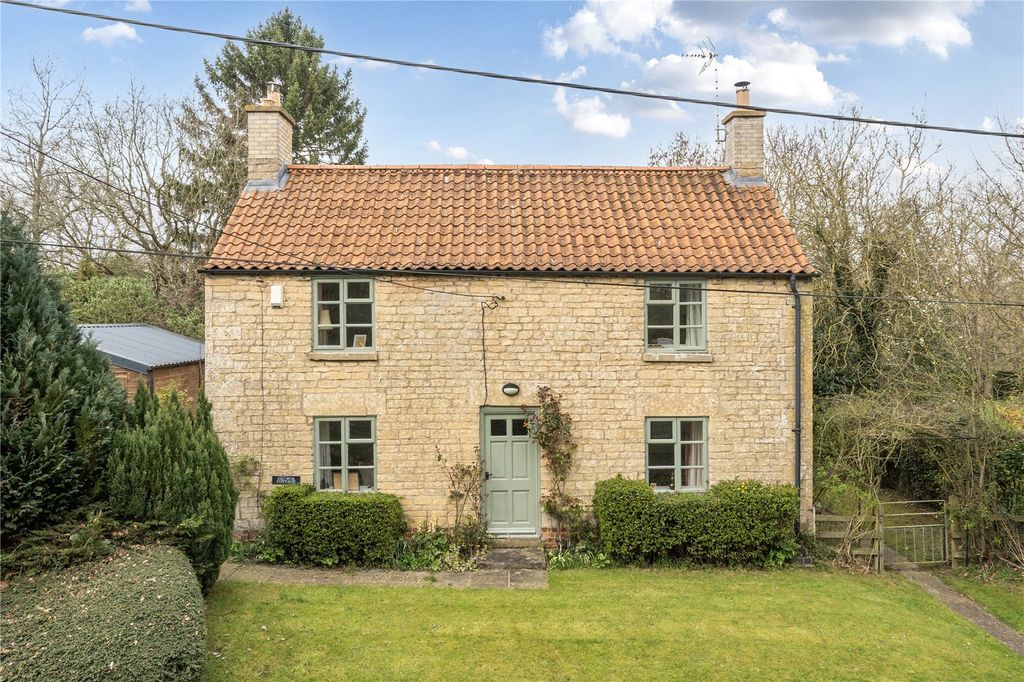 Property photo 1 of 20 Church Cottage