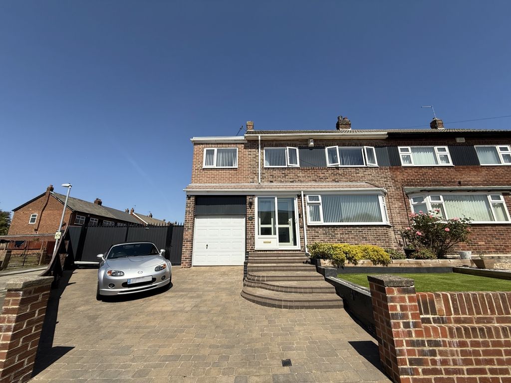 Property photo 1 of 34 Img_6996