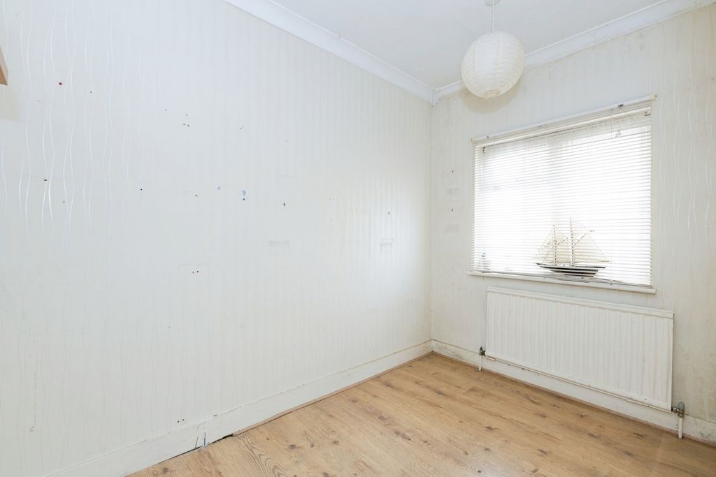 Property photo 3 of 19 Photo