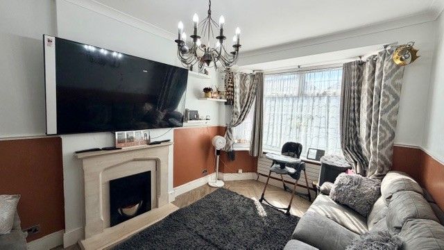 Property photo 3 of 20