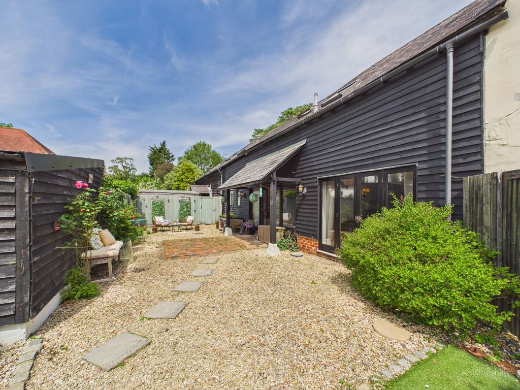 Property photo 1 of 20 Midsummer Barn
