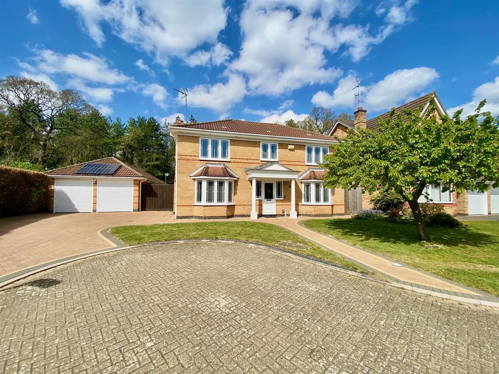 Property photo 1 of 39