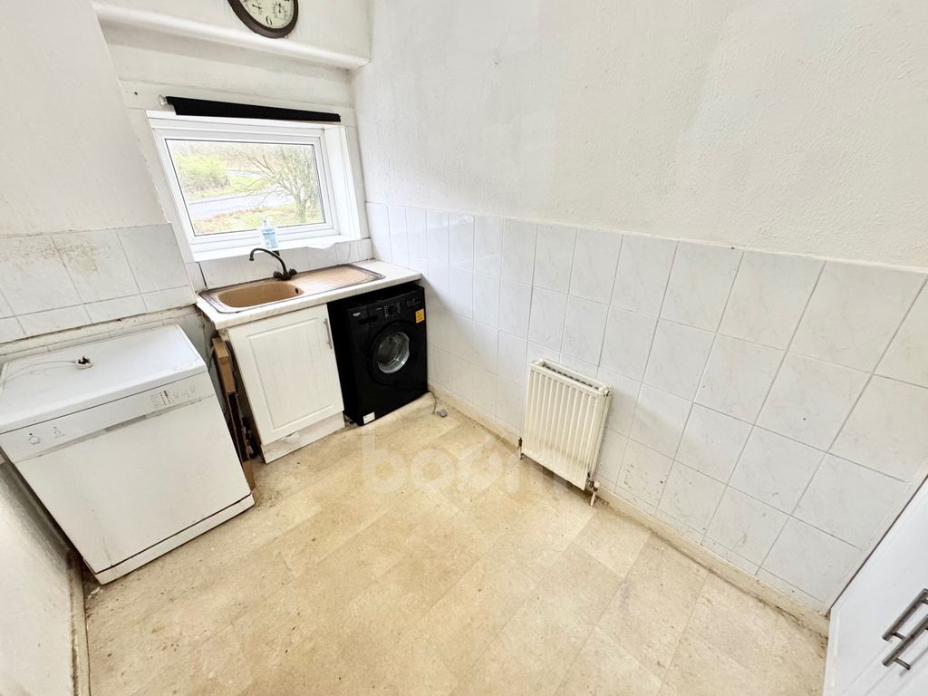 Property photo 3 of 22 Knoxville Road, Kilbirnie Kitchen