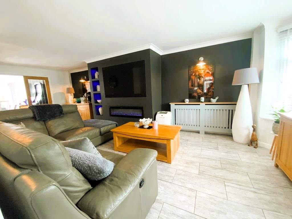 Property photo 3 of 21 Living Room 24'7 x 11'6