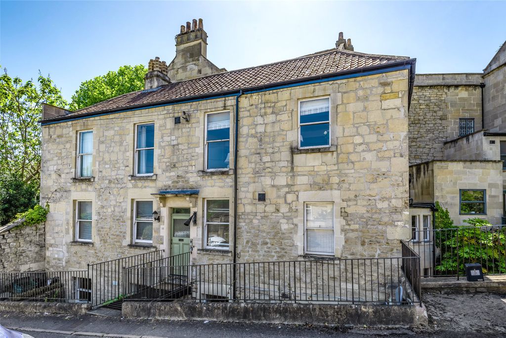 Property photo 2 of 14 Front Elevation