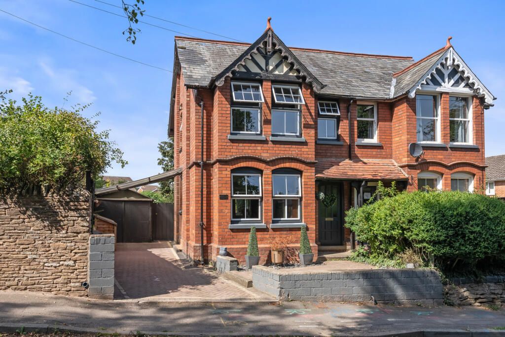 Property photo 1 of 29