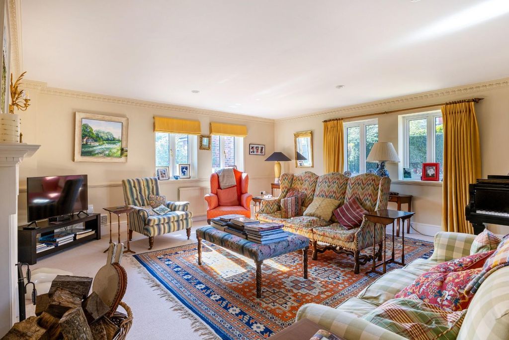 Property photo 2 of 20 Reception Room