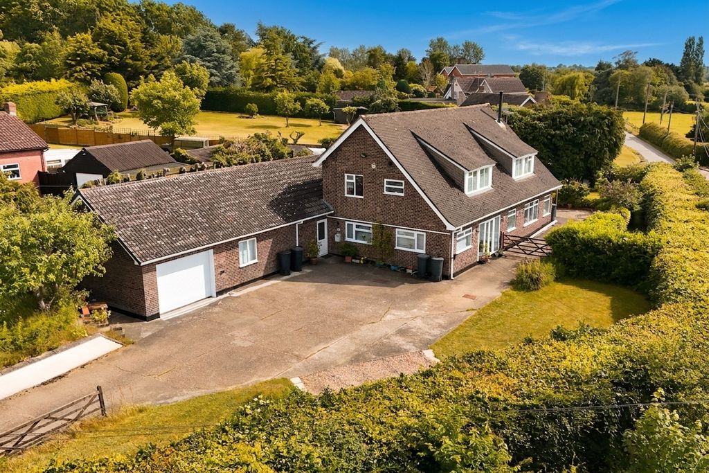 Property photo 1 of 40
