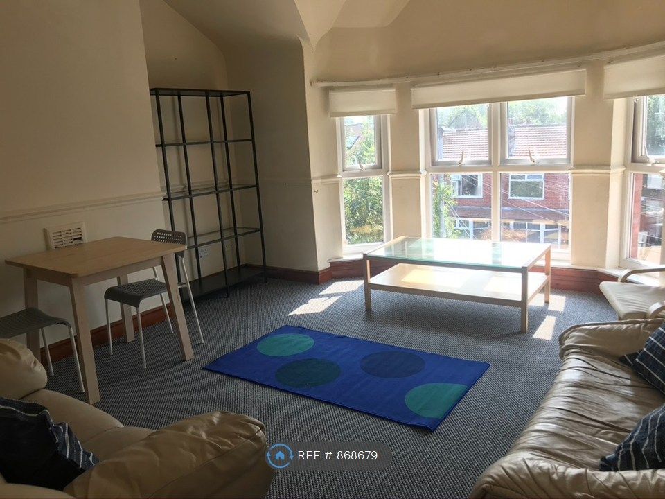 Property photo 2 of 12 Living Room