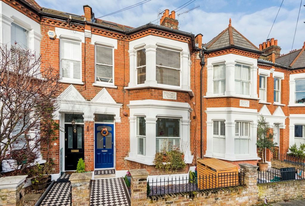 Property photo 3 of 9