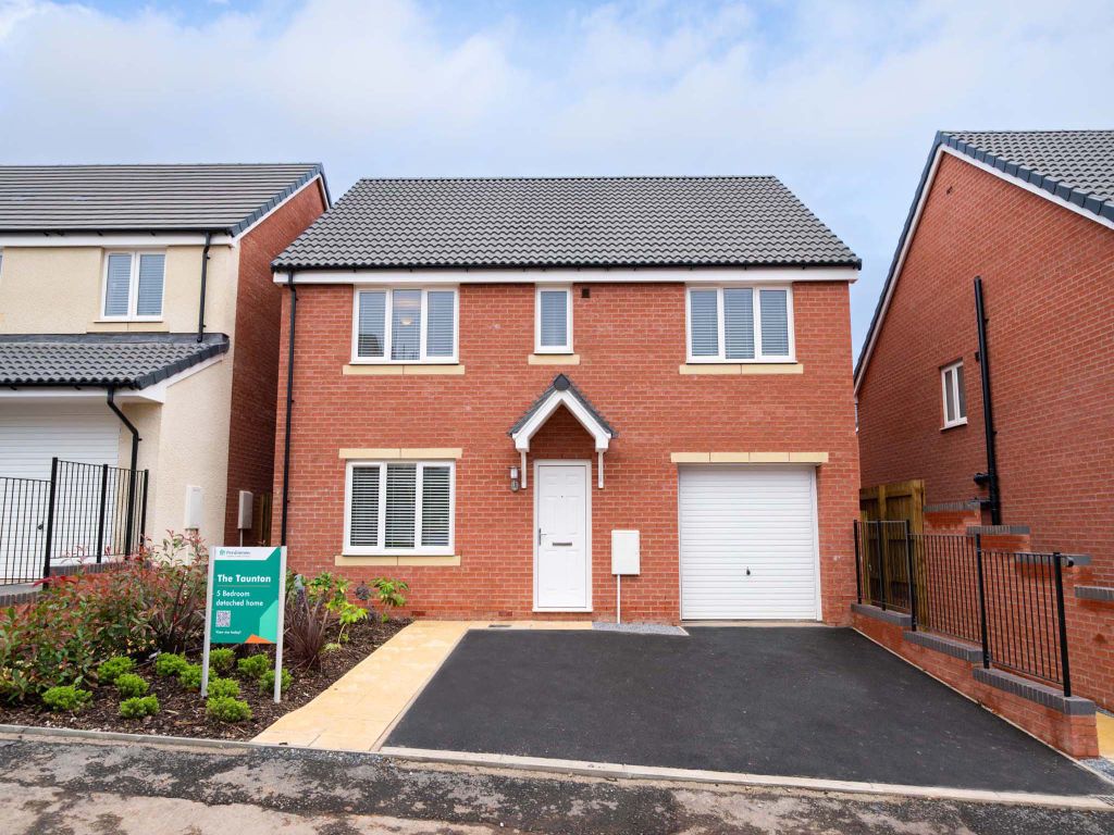 Property photo 1 of 13