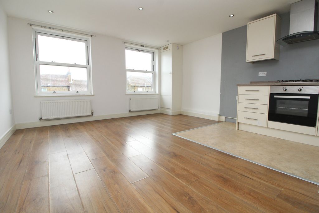 Property photo 1 of 4