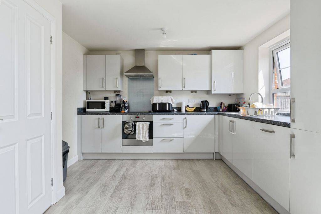 Property photo 2 of 20 Pbox-Img.Jpg