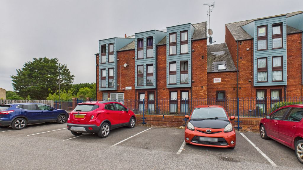 Property photo 1 of 5 Cam04968G0-Pr0070-Still001