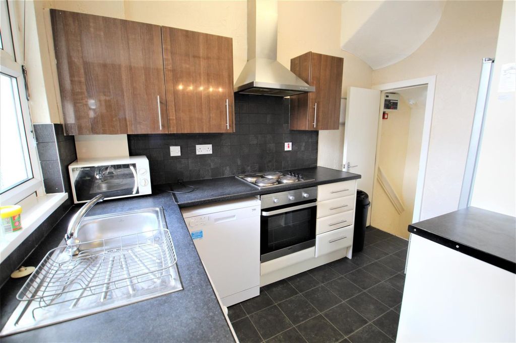 Property photo 2 of 11 Picture No. 02