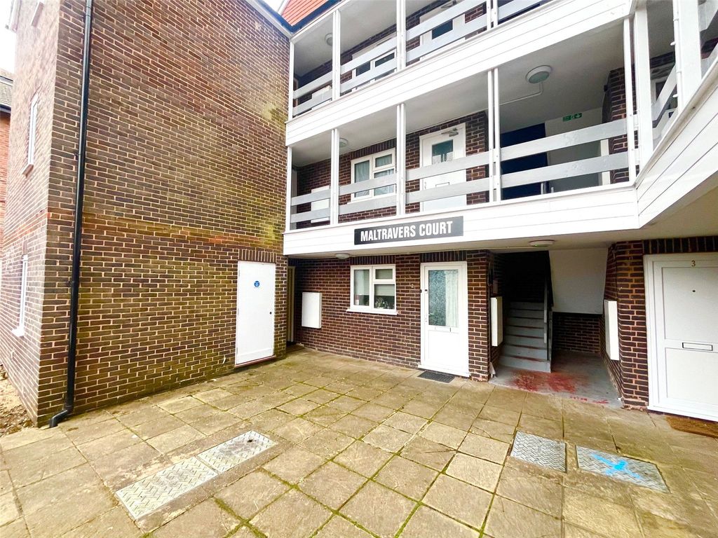 Property photo 2 of 9 Picture No. 05