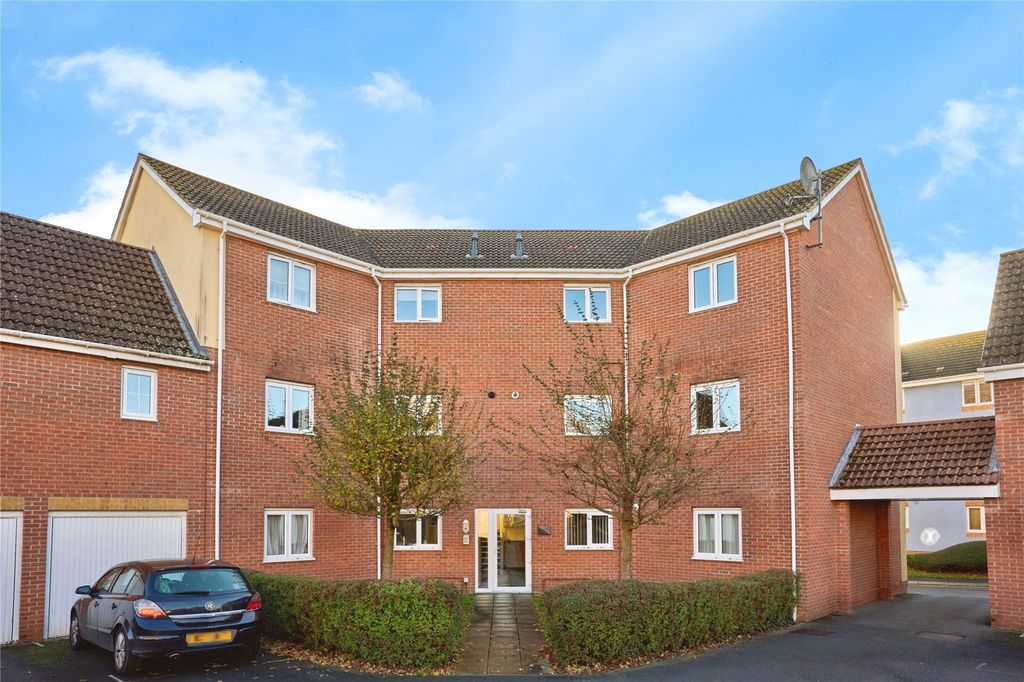 Property photo 3 of 15 Front