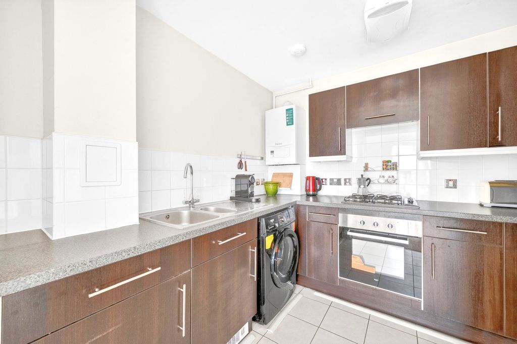 Property photo 2 of 13