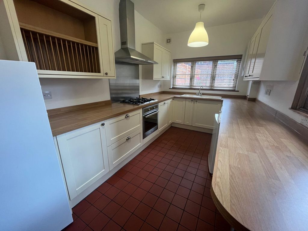 Property photo 2 of 10 Image