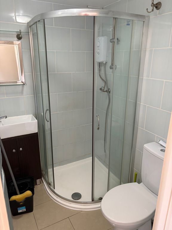 Property photo 2 of 3