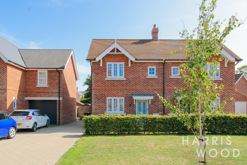 Property photo 1 of 15 4330490