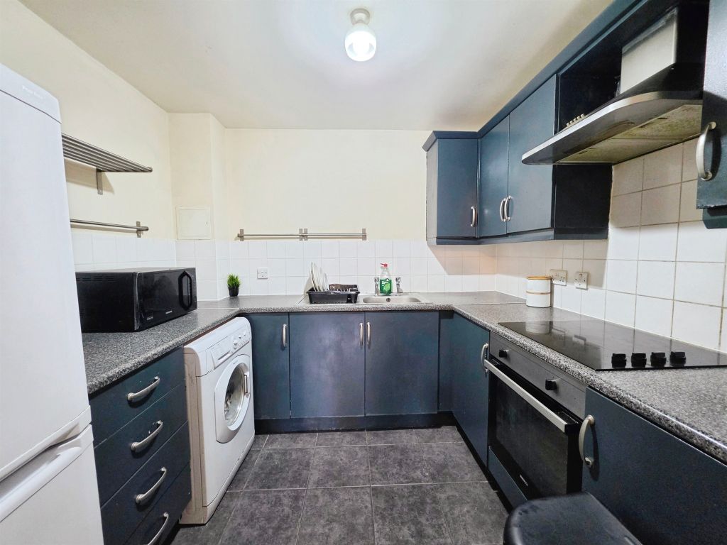 Property photo 2 of 16