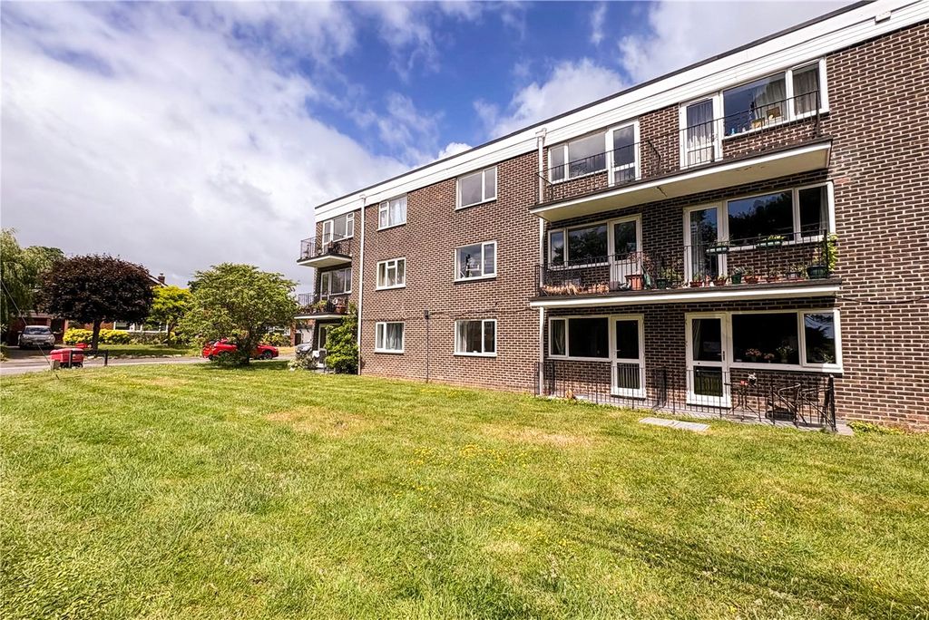 Property photo 1 of 16 Picture No. 04