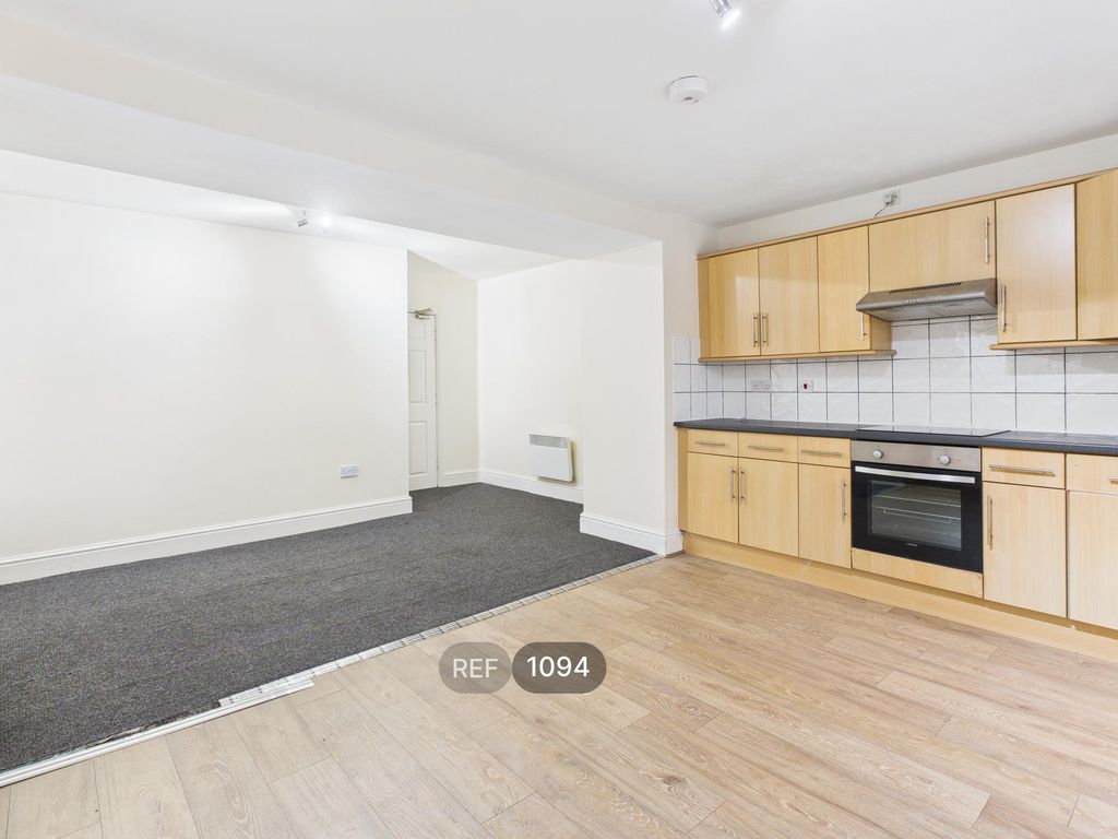 Property photo 2 of 23 Kitchen / Living Area