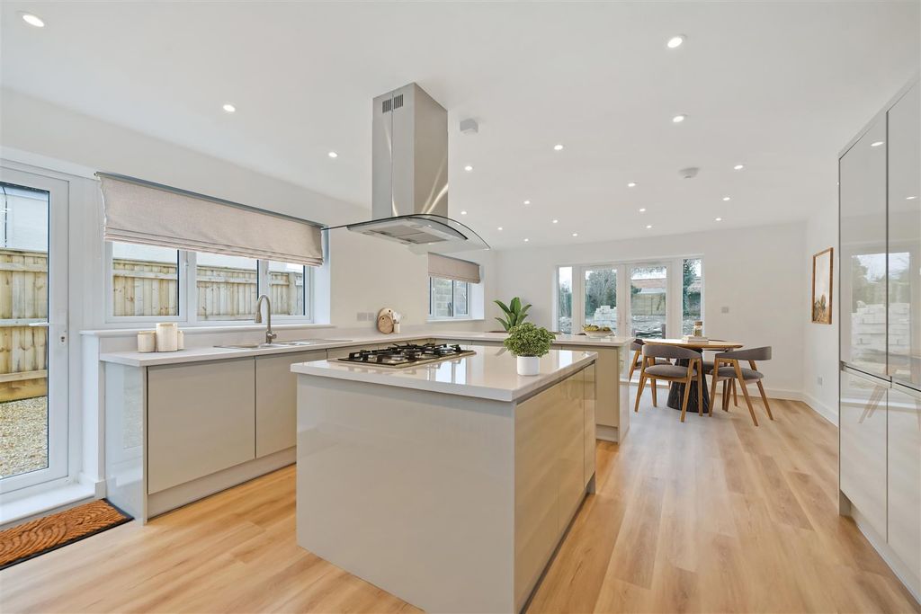 Property photo 2 of 27 Kitchen 1.Jpg