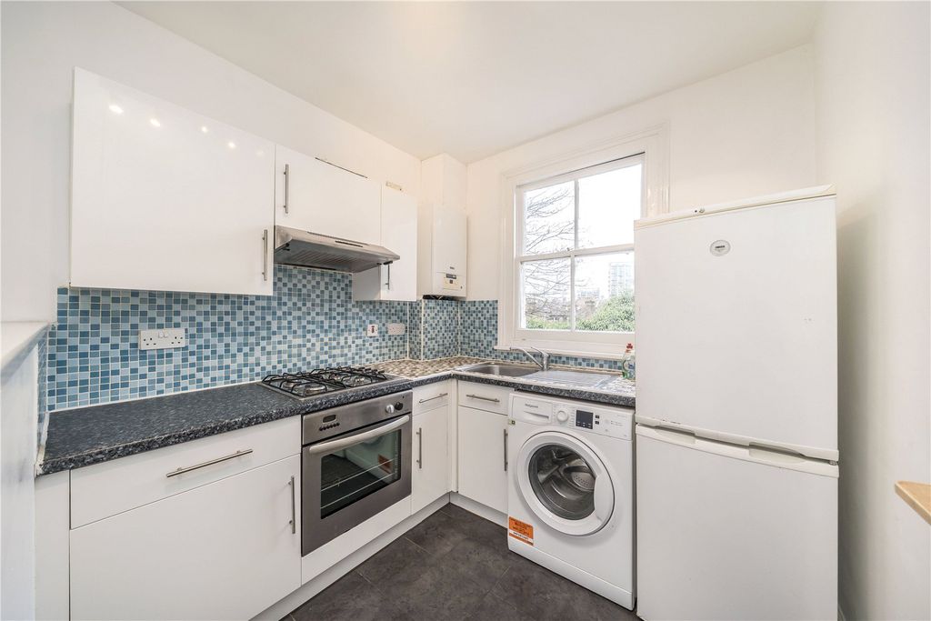 Property photo 2 of 5 Picture No. 11