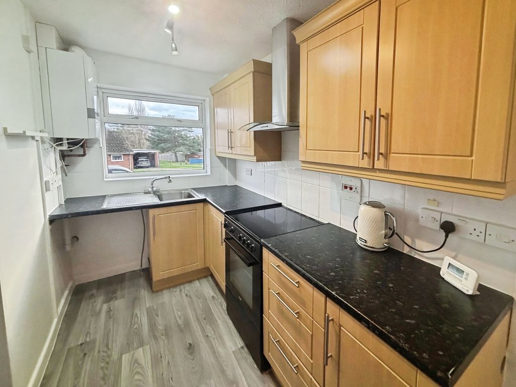 Property photo 3 of 19 c97A6056-15A 20Runnymede 2018