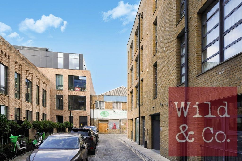 Property photo 1 of 21 Roman Apartments - Zslsmpdthxgxph7Ljdkg.Jpg