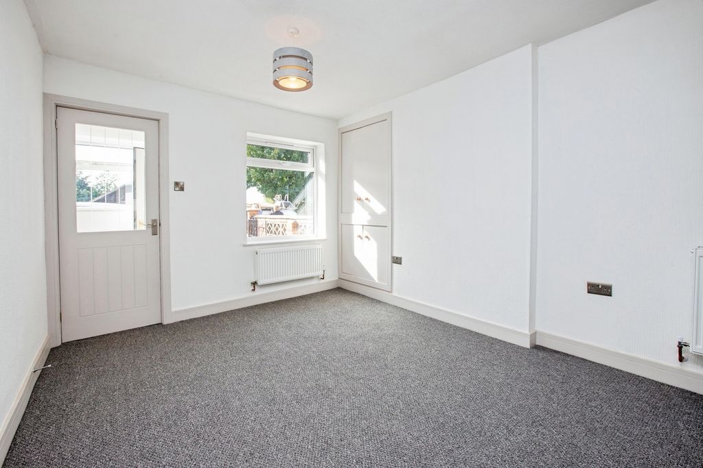 Property photo 2 of 19 Pbox-Img.Jpg