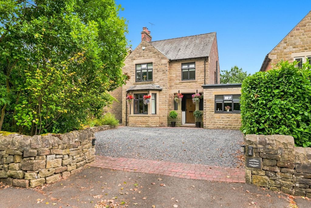 Property photo 1 of 30