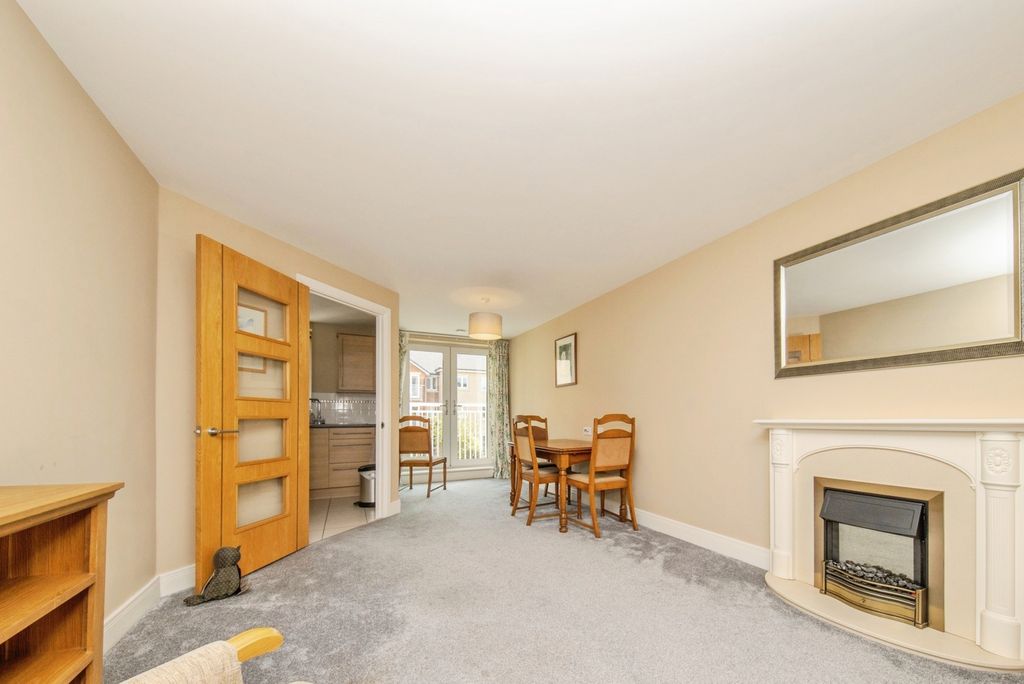 Property photo 3 of 13 Pbox-Img.Jpg