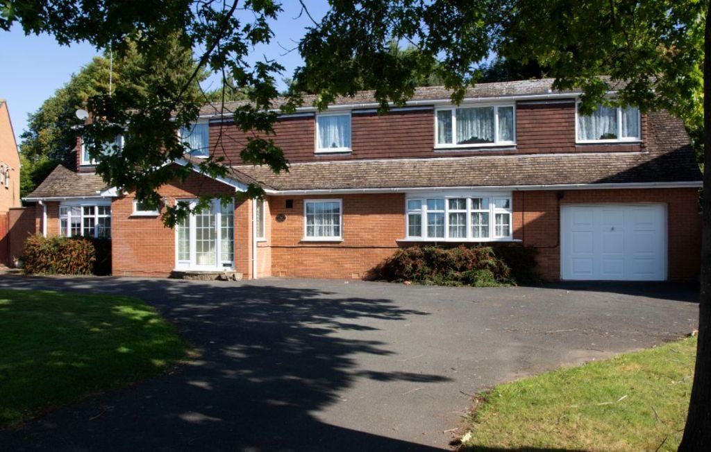 Property photo 1 of 11