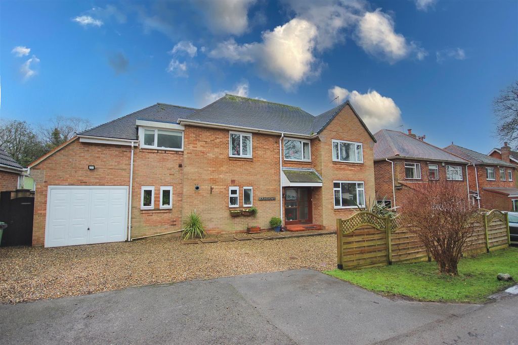 Property photo 1 of 29 Accommodation