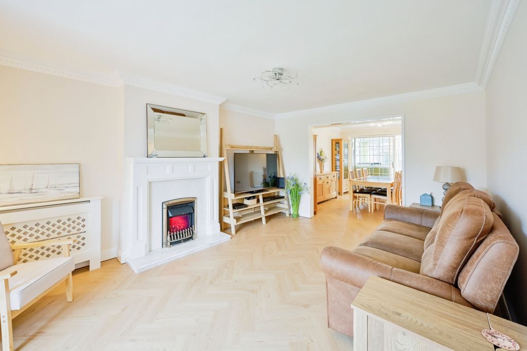 Property photo 3 of 21 Gcg-1