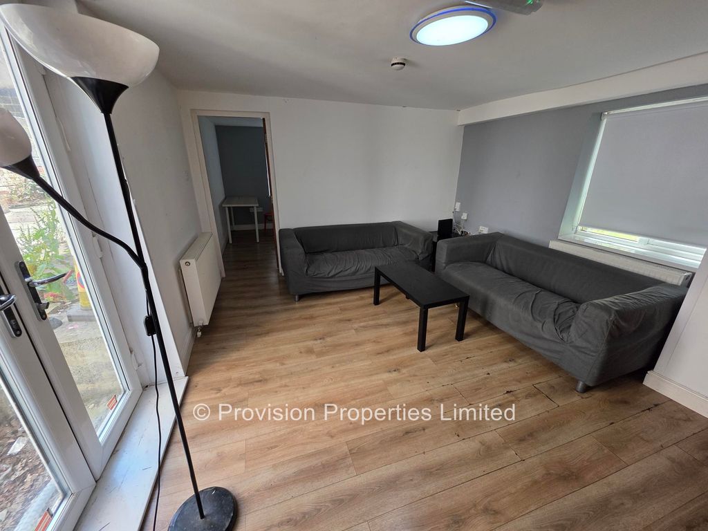 Property photo 1 of 11 Photo