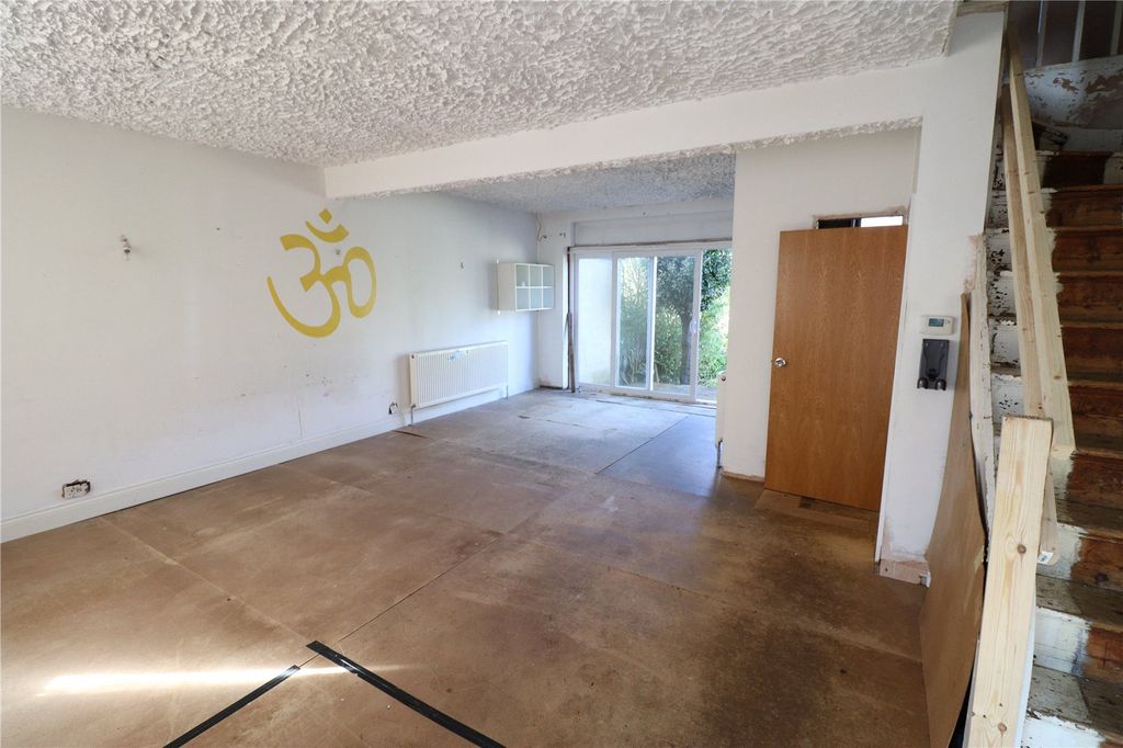 Property photo 2 of 10 Picture No. 11