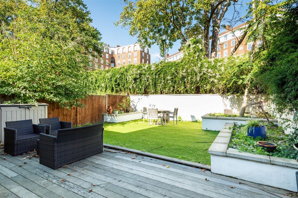 Property photo 2 of 12 Edith Road-28.Jpg