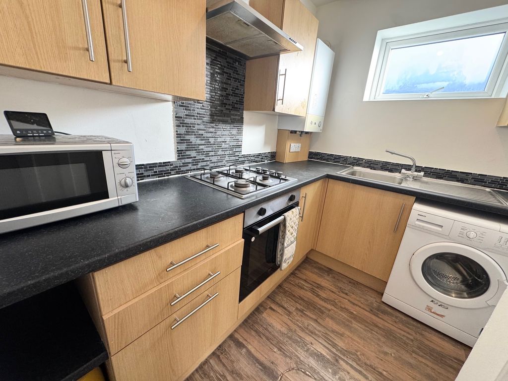 Property photo 3 of 9 Image