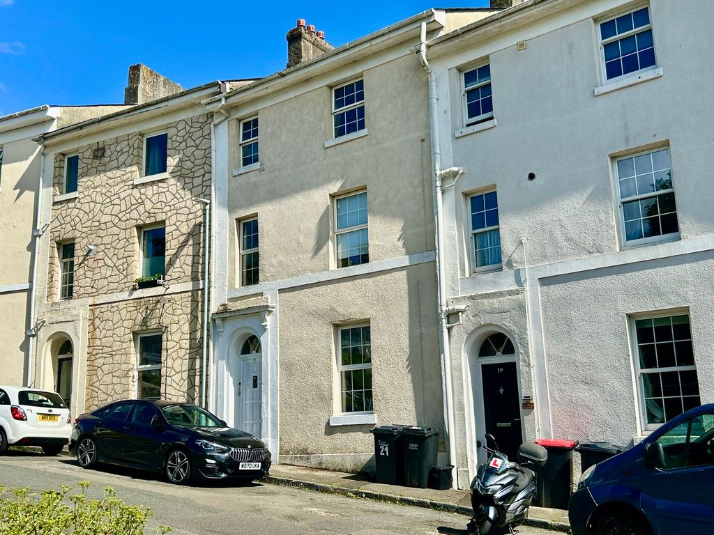 Property photo 1 of 19 The Building