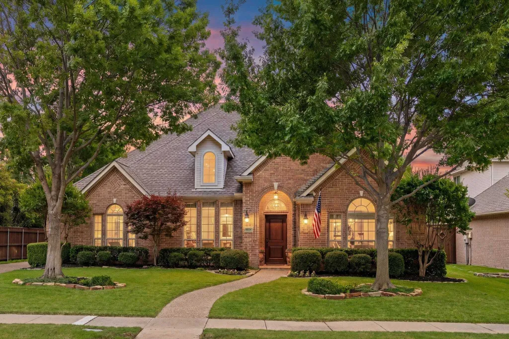 Property photo 1 of 31