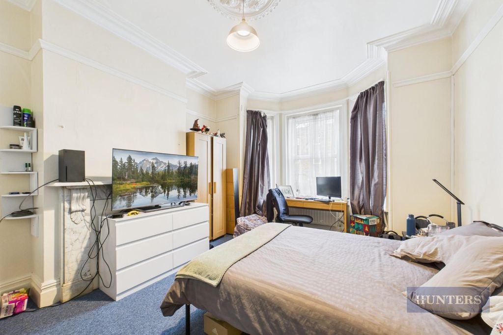 Property photo 2 of 13 Cam05152G0-Pr0309-Still019.Jpg