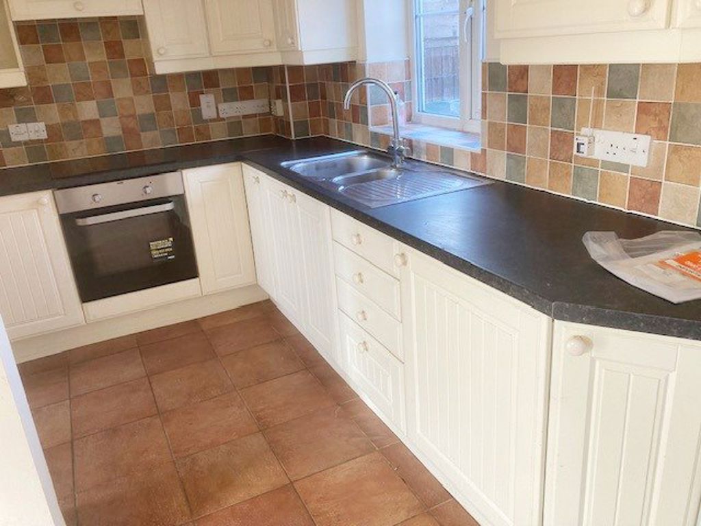 Property photo 3 of 4