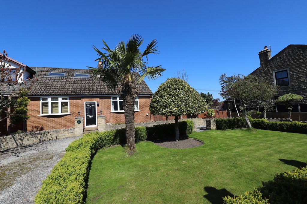 Property photo 1 of 30