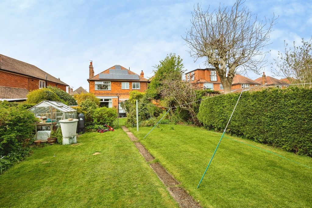 Property photo 2 of 22