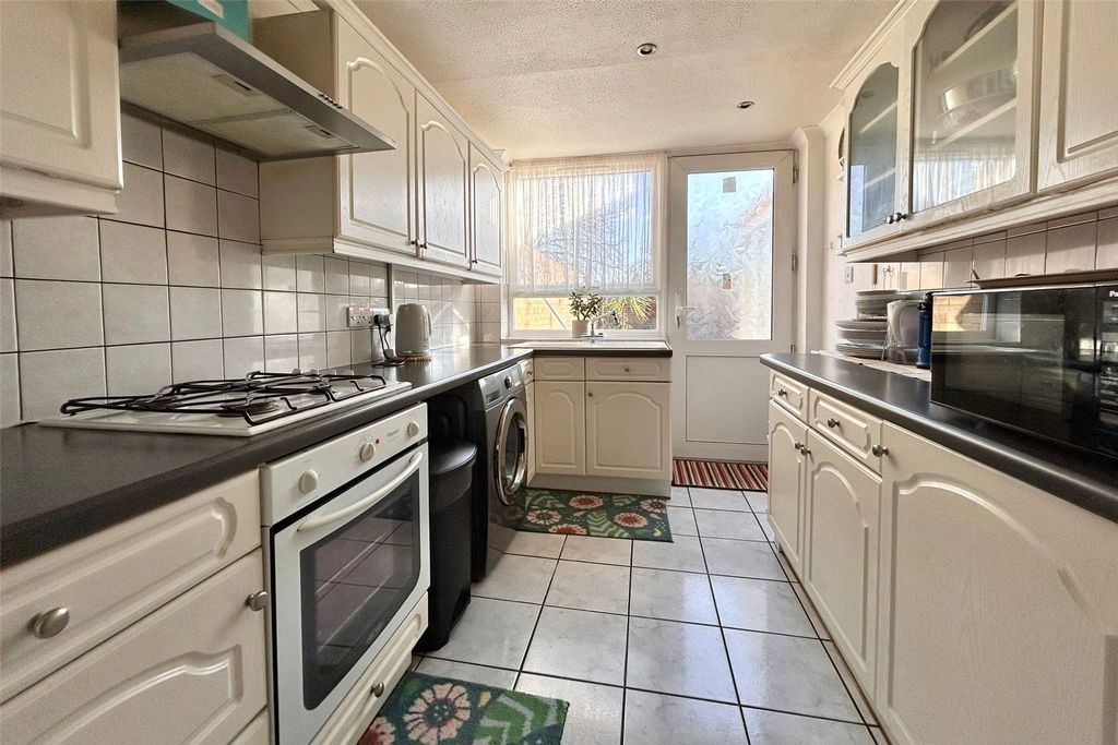 Property photo 3 of 14 Picture No. 33