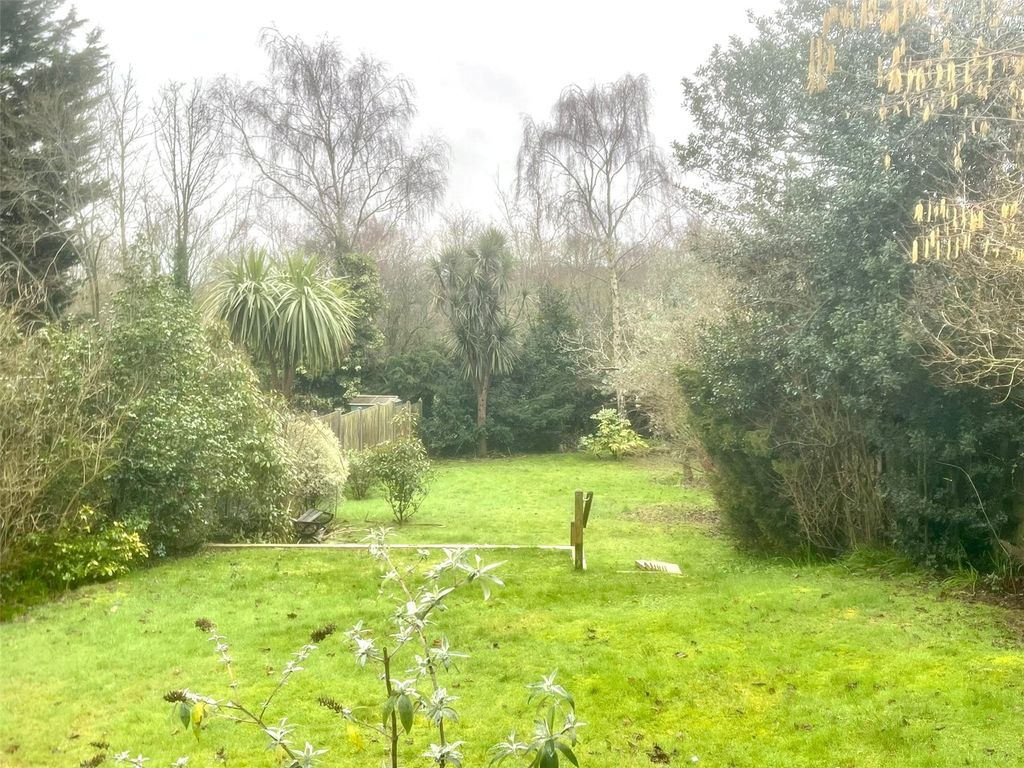 Property photo 2 of 24 Picture No. 37